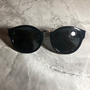 New Women's Burberry 4227 Sunglasses